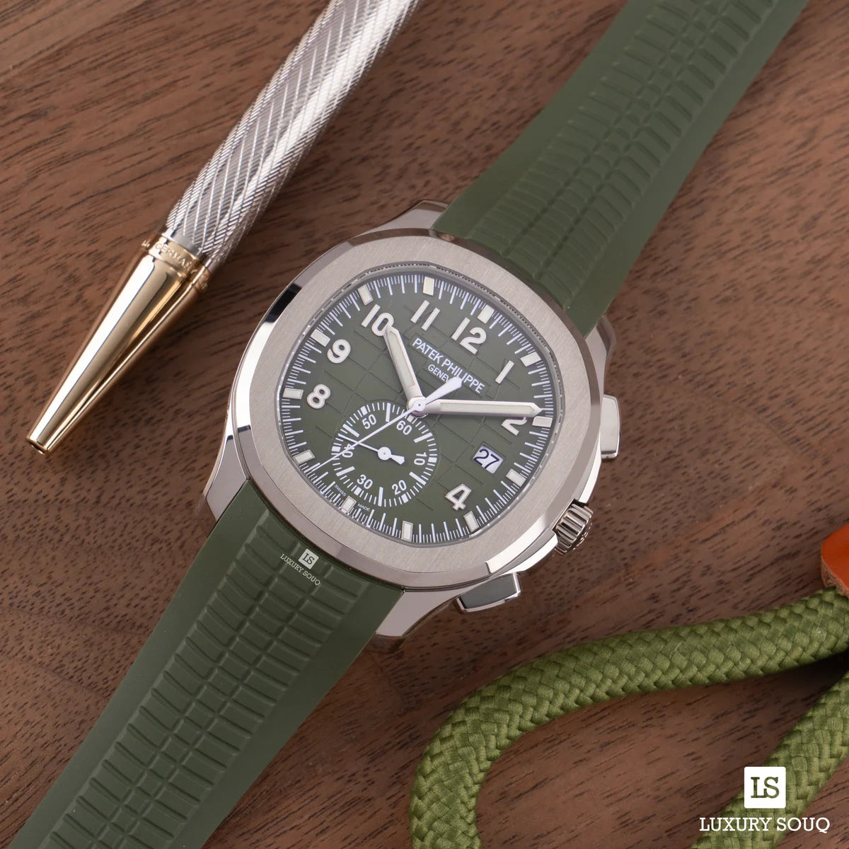 Patek Philippe Aquanaut 5968G-010 Khaki Green Dial Flyback Chronograph 42Mm 18K White Gold Khaki Rubber Strap