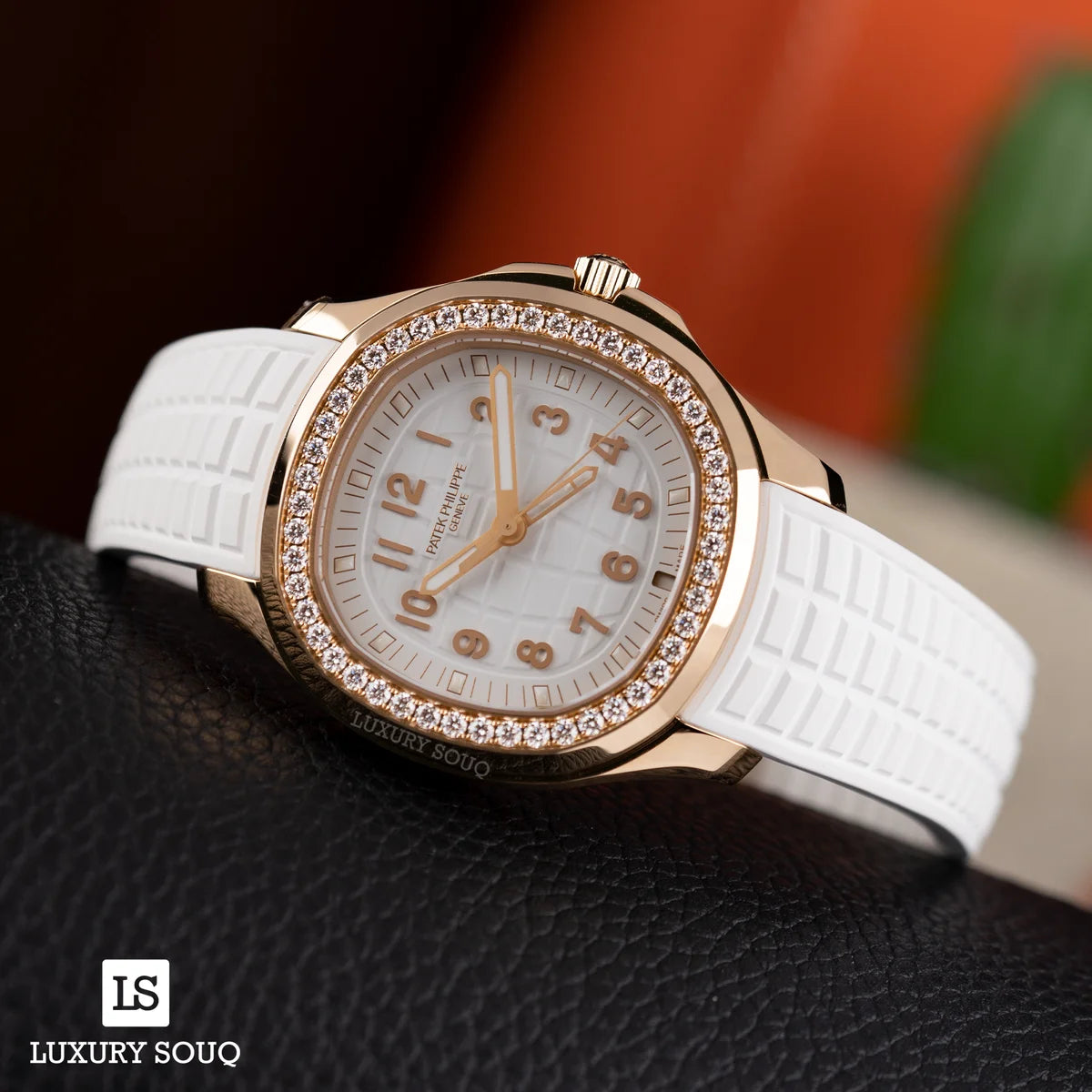 百达翡丽 Aquanaut 5268/200R-001 Luce 18K 玫瑰金白色镶钻表圈